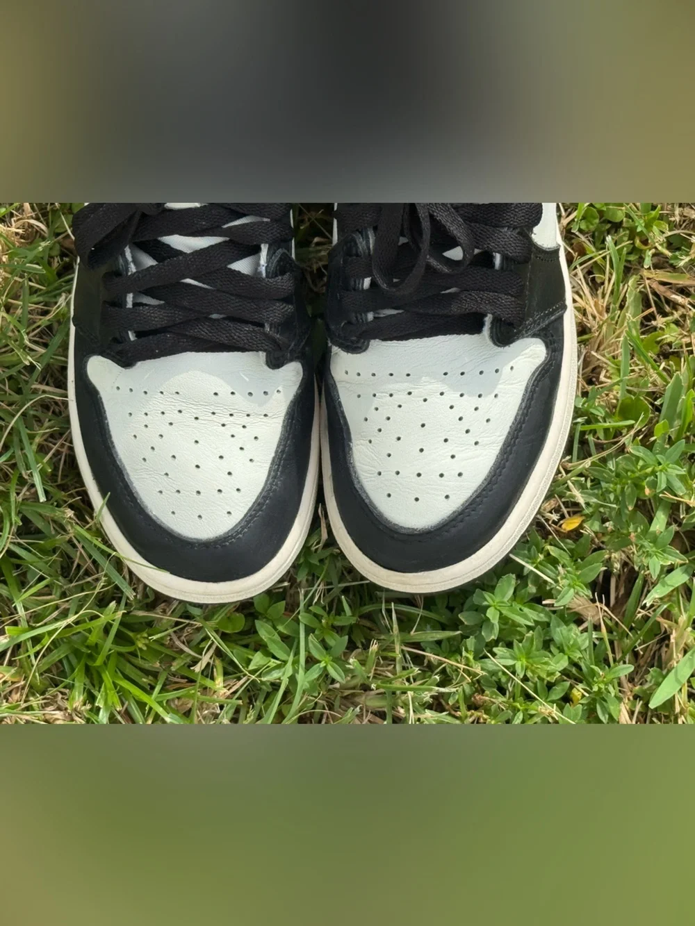 Jordan 1 Retro High OG Dark Mocha GS Size 5Y Woman’s size 6.5